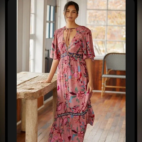 anthropologie pink embroidered dress DRA Anthropologie Embroidered White/Pink Dress Size XS Women's